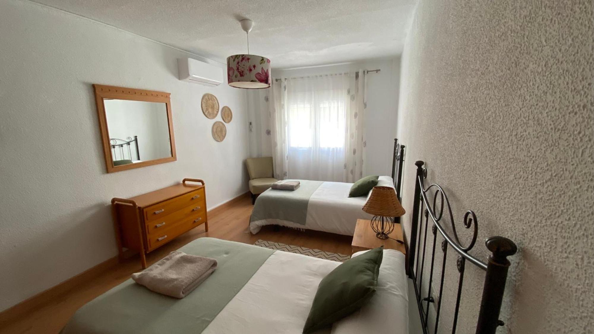 Casa De 5 Habitaciones Hasta 9 Plazas, La Casilla En Durcal, Granada ภายนอก รูปภาพ